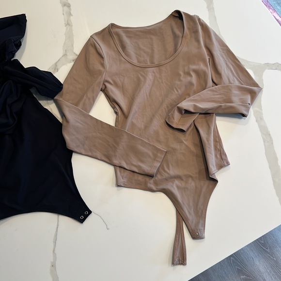 Abercrombie Bodysuits 4 size small - Picture 3 of 3